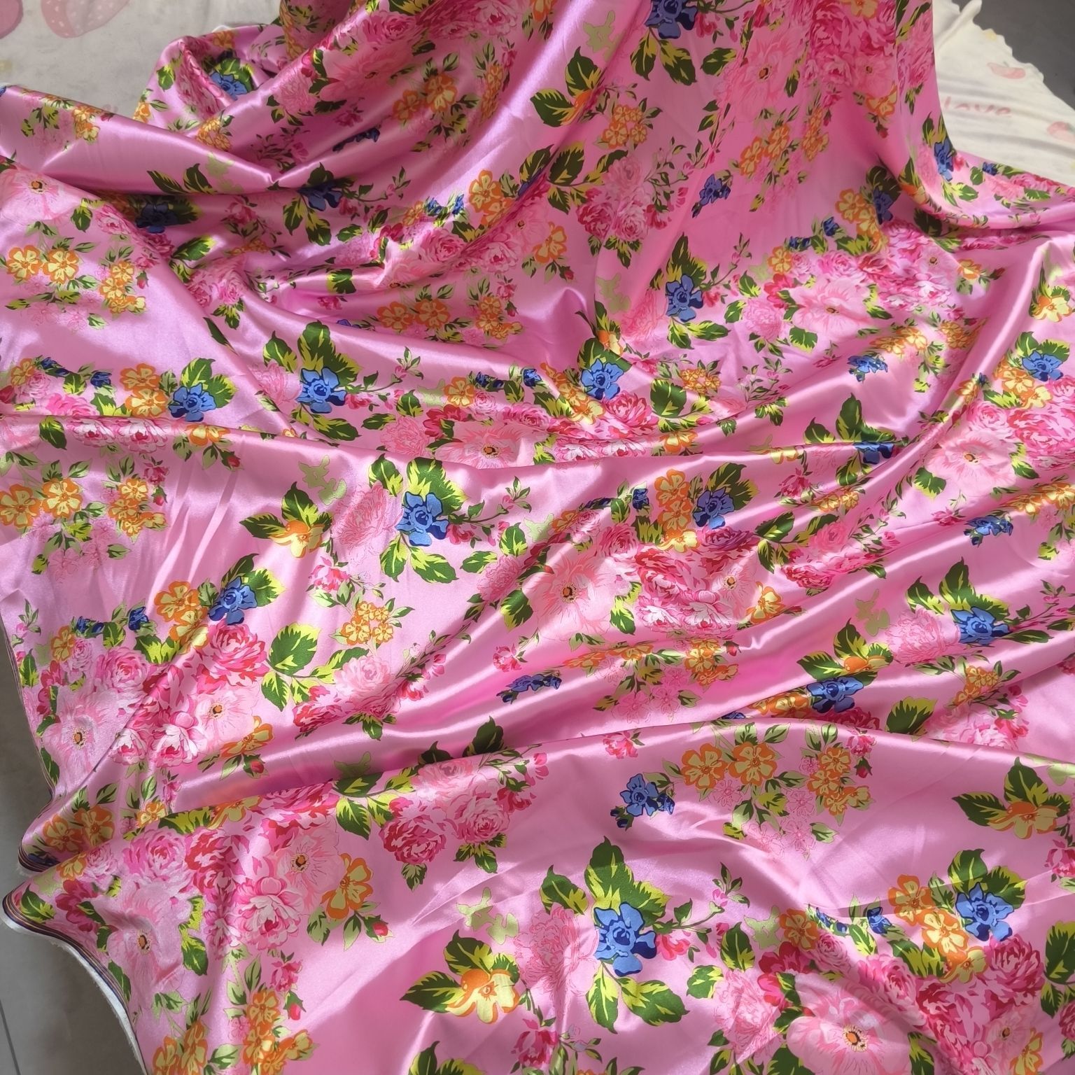 Satin Fabric Cloth without Ove – Sewing Textiles Bewertung und Preis